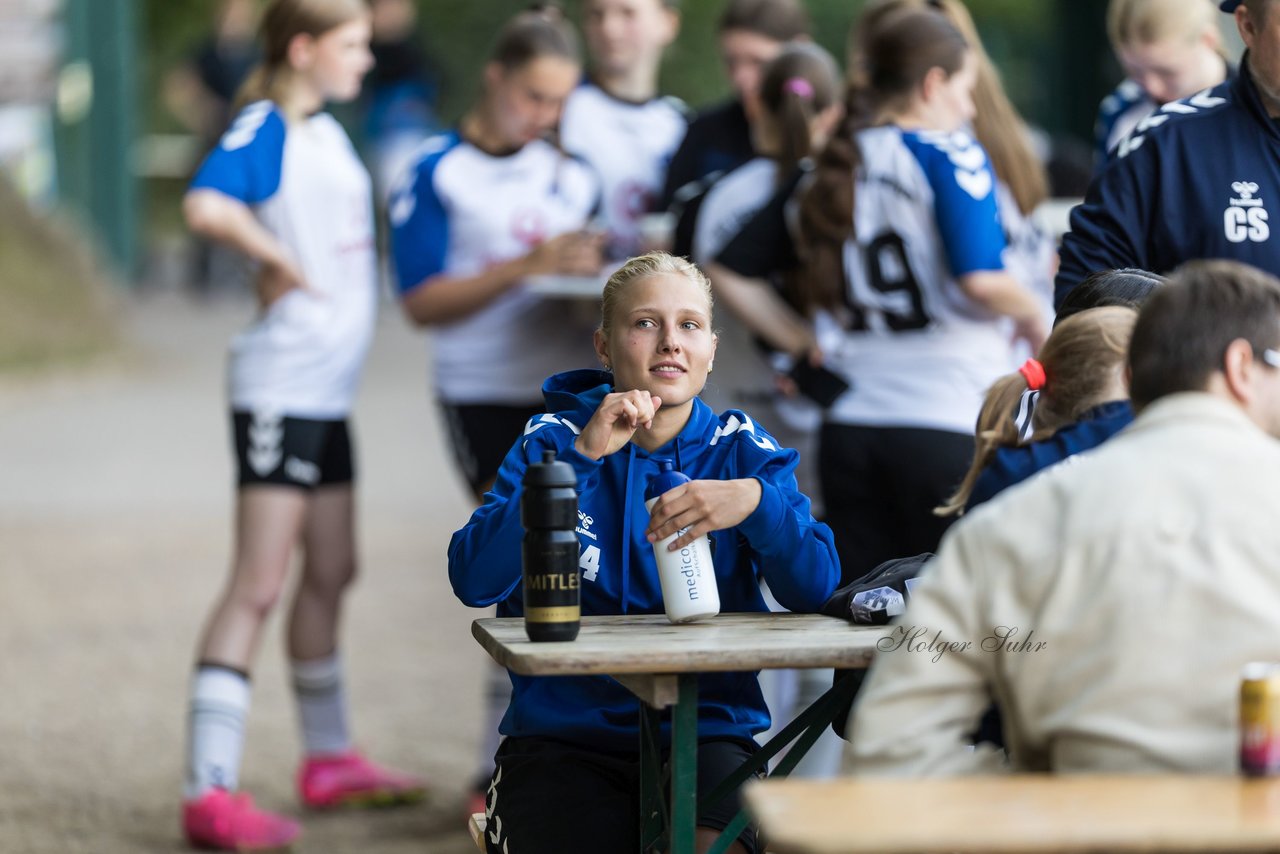 Bild 104 - Loewinnen Cup